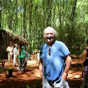 Meet your Posher, Raymond